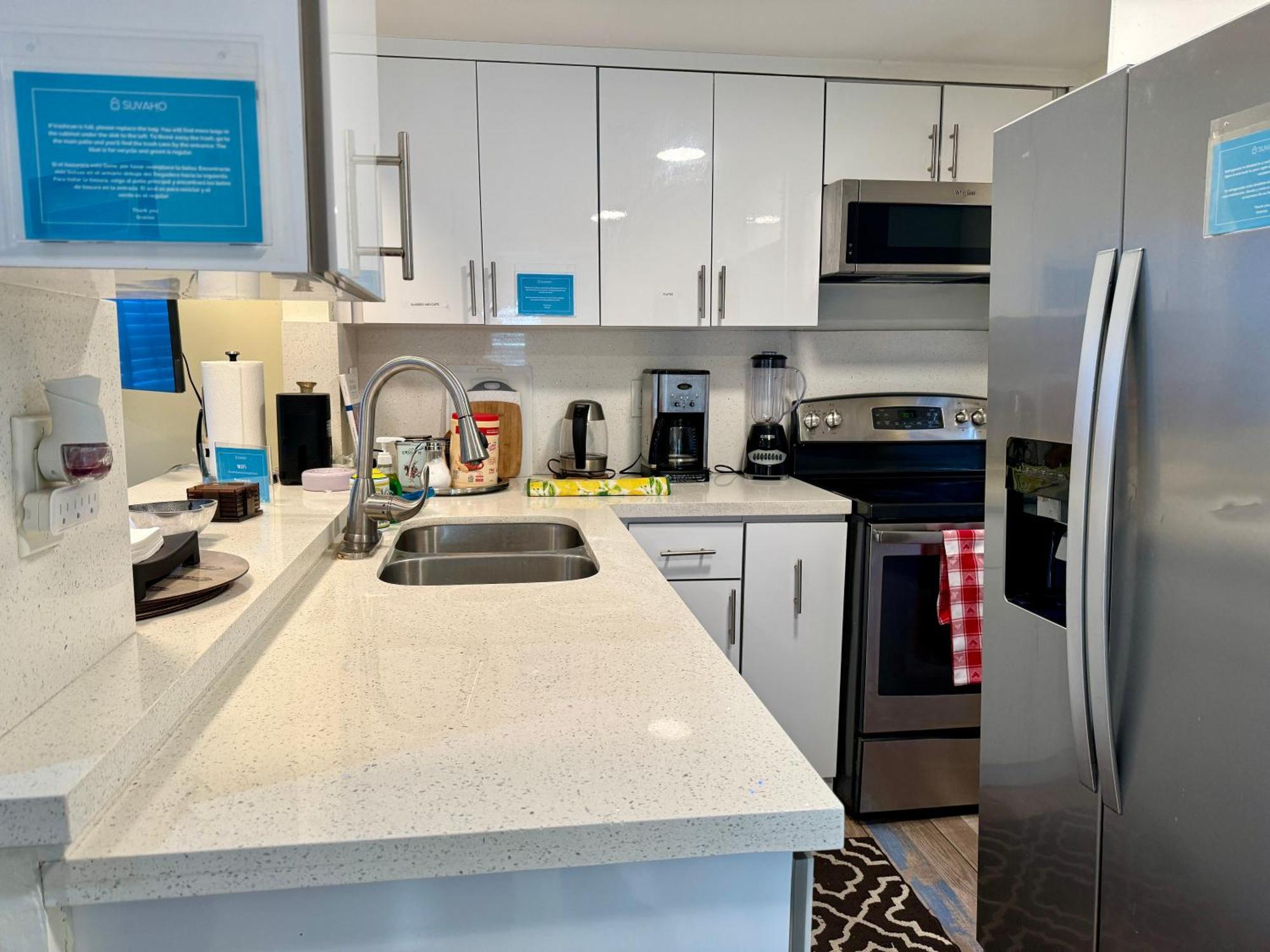 Private Rooms At Miami Centrally Located With Free Parking Екстер'єр фото